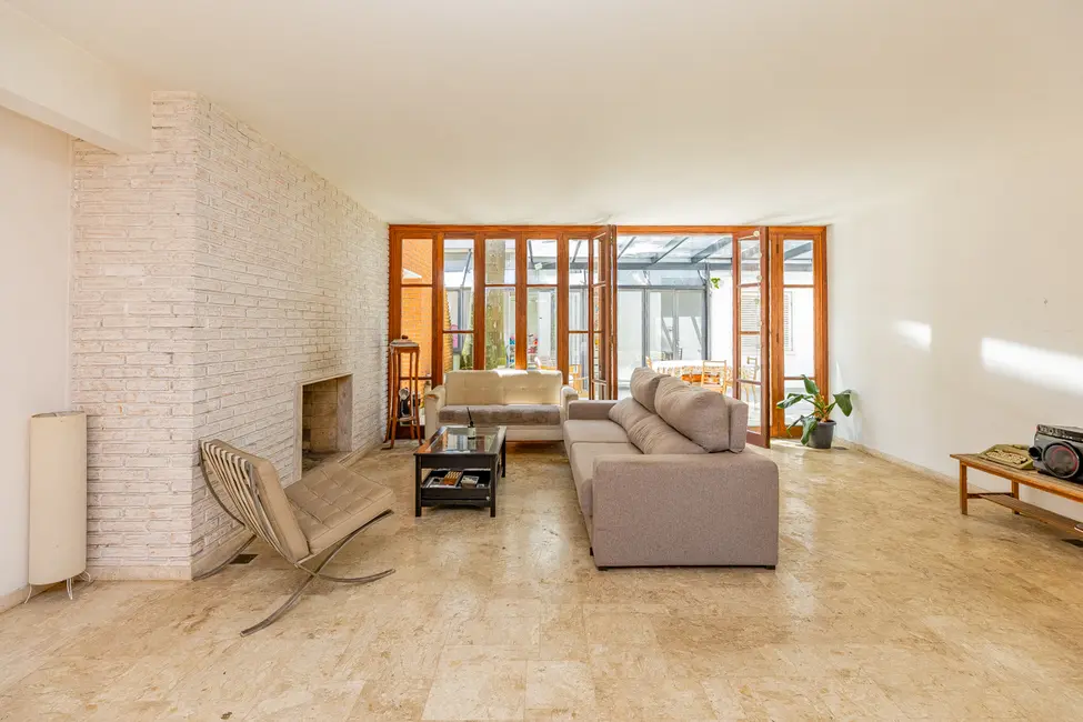 Casa com 4 quartos à venda, 376m2 em Alto de Pinheiros, São Paulo - SP - imagem 7 Foto 7 de Casa com 4 quartos à venda, 376m2 em Alto de Pinheiros, São Paulo - SP