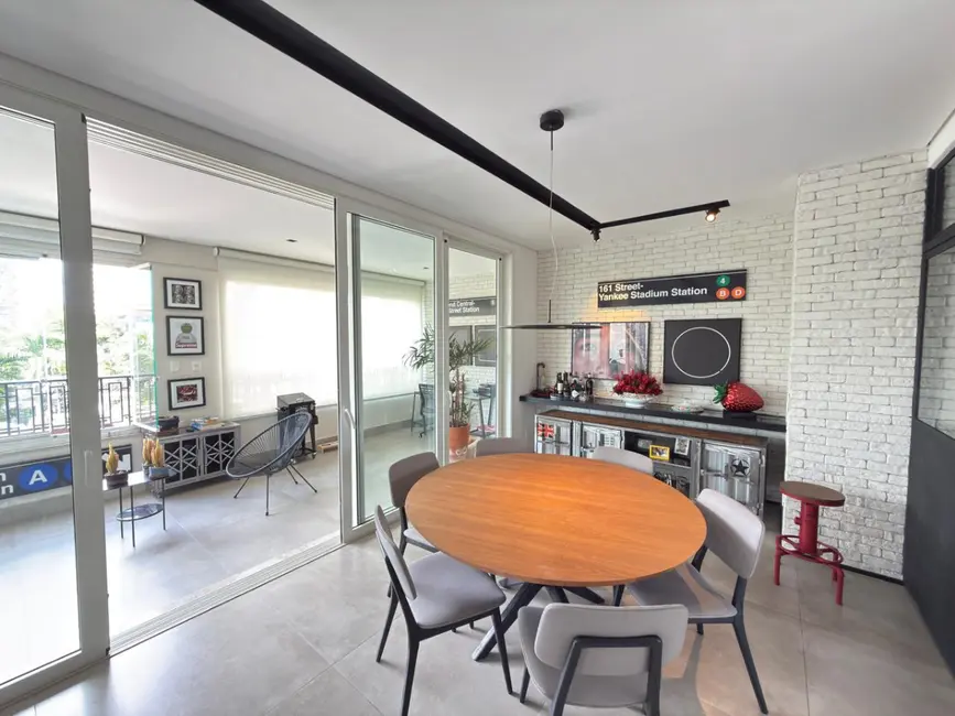 Apartamento com 3 quartos à venda, 217m2 em Vila Olímpia, São Paulo - SP - imagem 8 Foto 8 de Apartamento com 3 quartos à venda, 217m2 em Vila Olímpia, São Paulo - SP