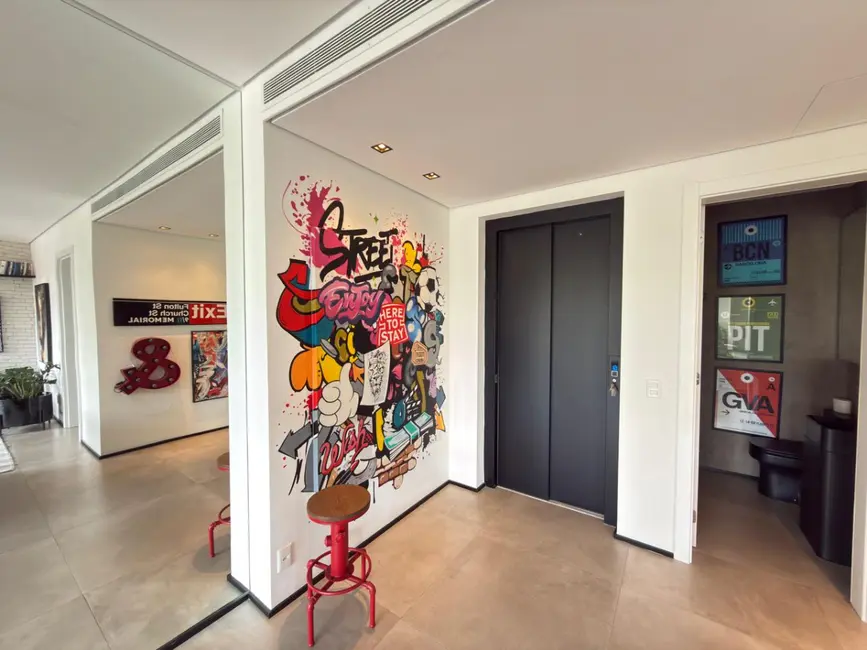 Apartamento com 3 quartos à venda, 217m2 em Vila Olímpia, São Paulo - SP - imagem 1 Foto 1 de Apartamento com 3 quartos à venda, 217m2 em Vila Olímpia, São Paulo - SP