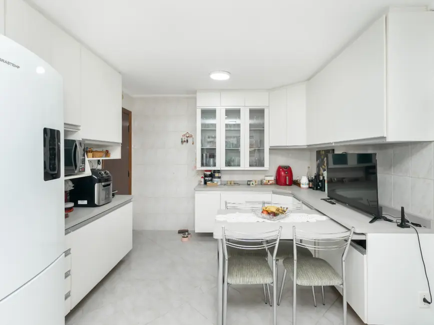 Apartamento com 3 quartos à venda, 140m2 em Vila São Vicente, São Paulo - SP - imagem 8 Foto 8 de Apartamento com 3 quartos à venda, 140m2 em Vila São Vicente, São Paulo - SP