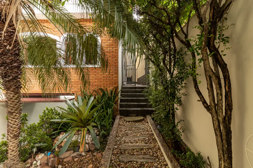 Foto 2 de Sobrado com 3 quartos à venda, 247m2 em Vila Albertina, São Paulo - SP