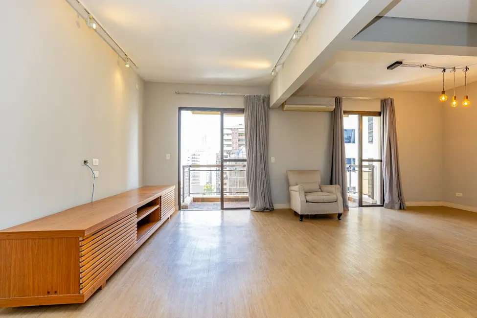 Cobertura com 1 quarto à venda, 90m2 em Itaim Bibi, São Paulo - SP - imagem 2 Foto 2 de Cobertura com 1 quarto à venda, 90m2 em Itaim Bibi, São Paulo - SP