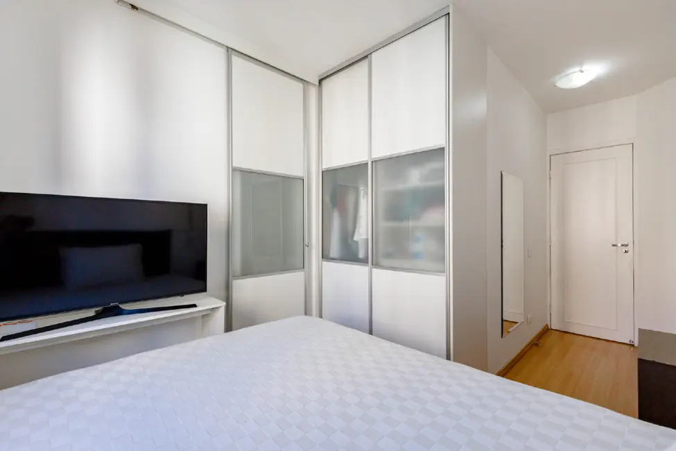 Foto 4 de Apartamento com 3 quartos à venda, 81m2 em Vila Olímpia, São Paulo - SP