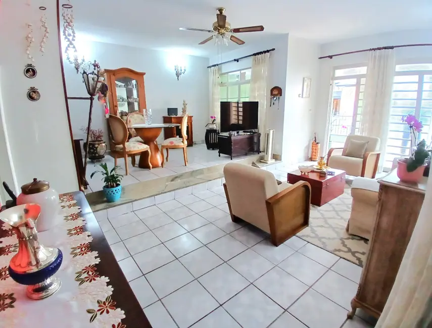 Casa com 3 quartos à venda, 213m2 em Cidade Monções, São Paulo - SP - imagem 3 Foto 3 de Casa com 3 quartos à venda, 213m2 em Cidade Monções, São Paulo - SP