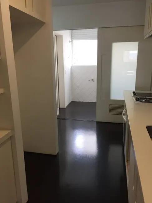 Foto 3 de Apartamento com 3 quartos à venda, 188m2 em Higienópolis, São Paulo - SP