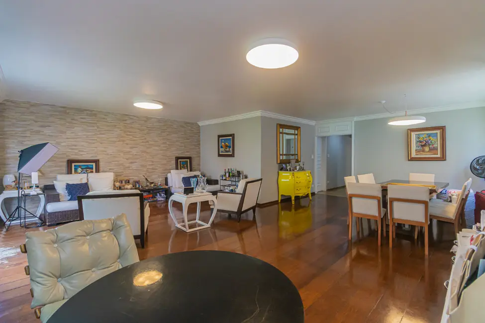 Foto 1 de Apartamento com 4 quartos à venda, 200m2 em Santa Cecília, São Paulo - SP
