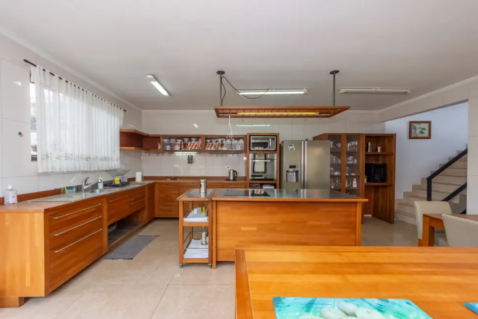 Foto 2 de Sobrado com 4 quartos à venda, 256m2 em Vila Pereira Barreto, São Paulo - SP