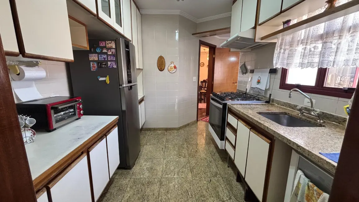 Foto 8 de Apartamento com 4 quartos à venda em Vila Bertioga, São Paulo - SP