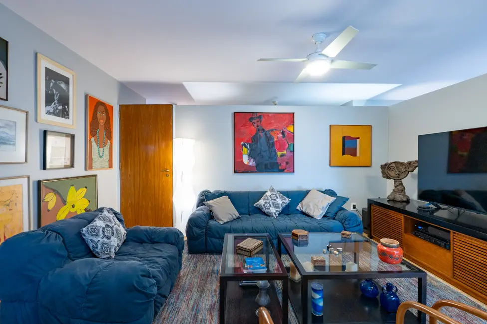 Foto 9 de Apartamento com 4 quartos à venda, 232m2 em Real Parque, São Paulo - SP