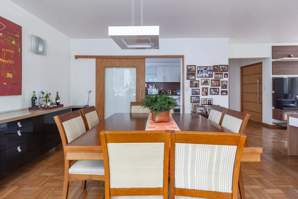 Foto 2 de Apartamento com 3 quartos à venda, 195m2 em Consolação, São Paulo - SP