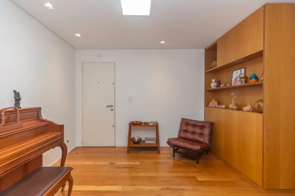 Foto 3 de Apartamento com 3 quartos à venda, 130m2 em Itaim Bibi, São Paulo - SP