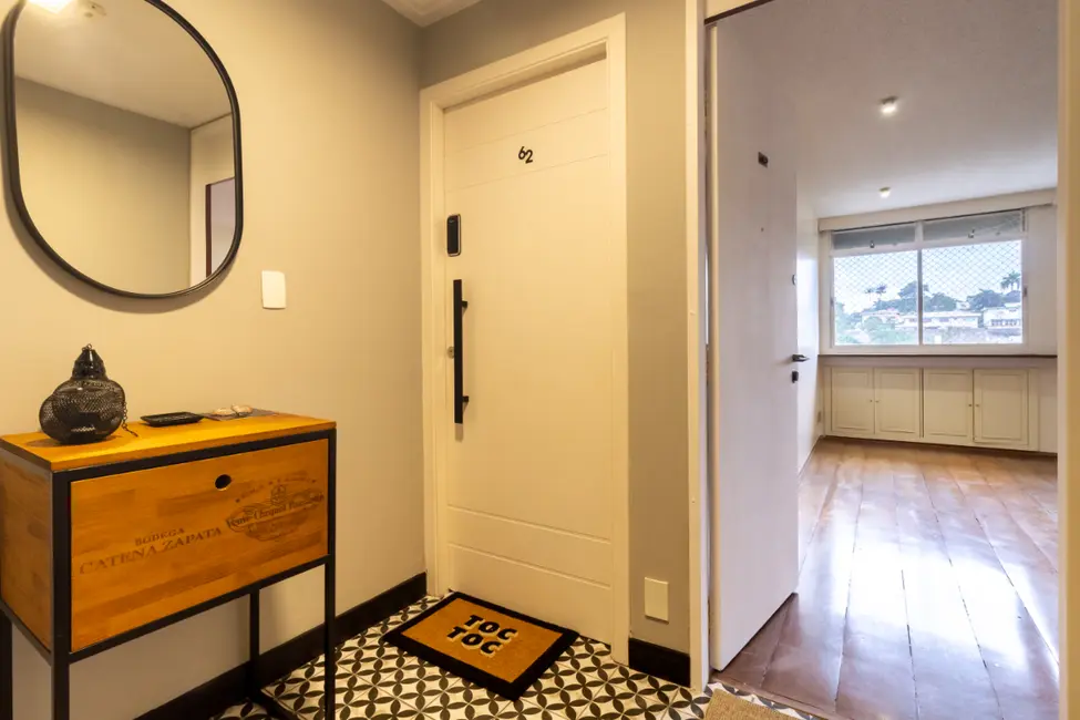 Foto 3 de Apartamento com 3 quartos à venda em Sumaré, São Paulo - SP