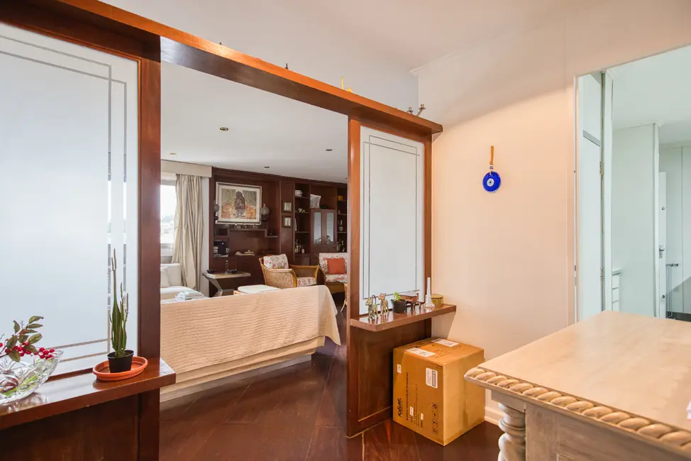 Foto 9 de Apartamento com 4 quartos à venda, 280m2 em Sumaré, São Paulo - SP