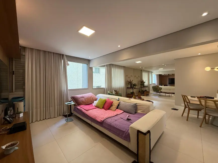 Foto 6 de Apartamento com 2 quartos à venda, 103m2 em Vila Mariana, São Paulo - SP