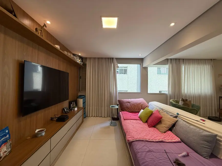 Foto 2 de Apartamento com 2 quartos à venda, 103m2 em Vila Mariana, São Paulo - SP