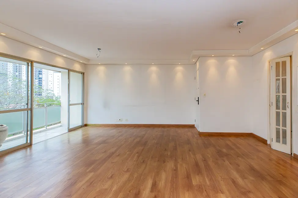 Foto 3 de Apartamento com 2 quartos à venda, 92m2 em Campo Belo, São Paulo - SP