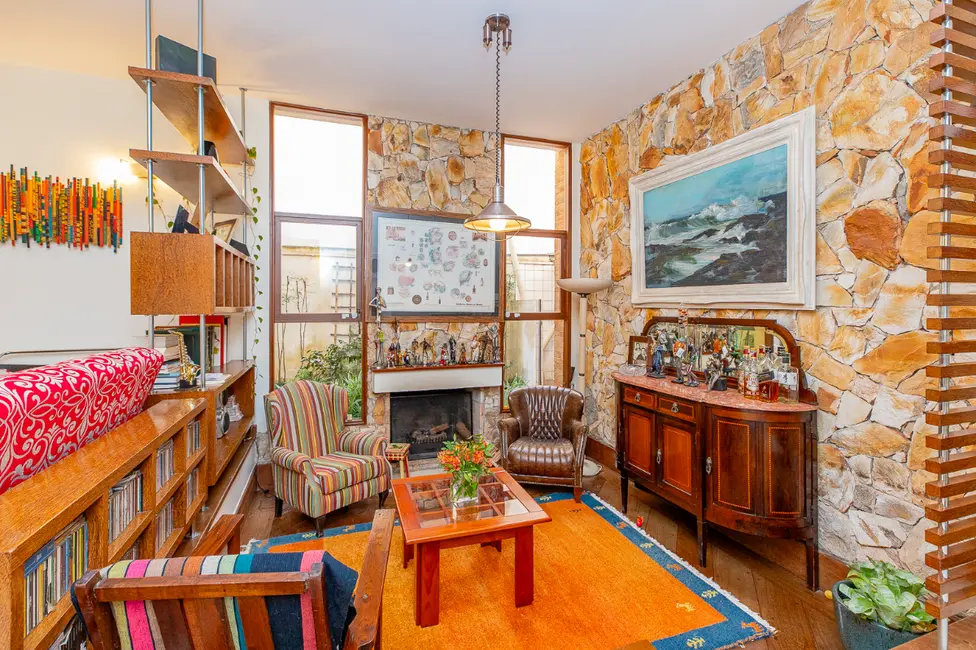 Sobrado com 4 quartos à venda, 351m2 em Vila Madalena, São Paulo - SP - imagem 4 Foto 4 de Sobrado com 4 quartos à venda, 351m2 em Vila Madalena, São Paulo - SP