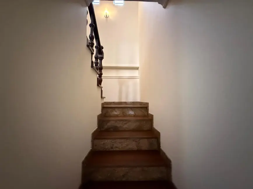 Casa com 4 quartos à venda, 224m2 em Sumaré, São Paulo - SP - imagem 9 Foto 9 de Casa com 4 quartos à venda, 224m2 em Sumaré, São Paulo - SP