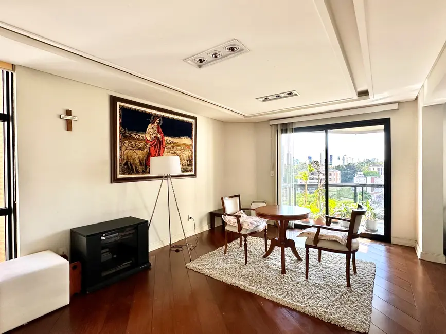 Apartamento com 3 quartos à venda, 226m2 em Aclimação, São Paulo - SP - imagem 1 Foto 1 de Apartamento com 3 quartos à venda, 226m2 em Aclimação, São Paulo - SP