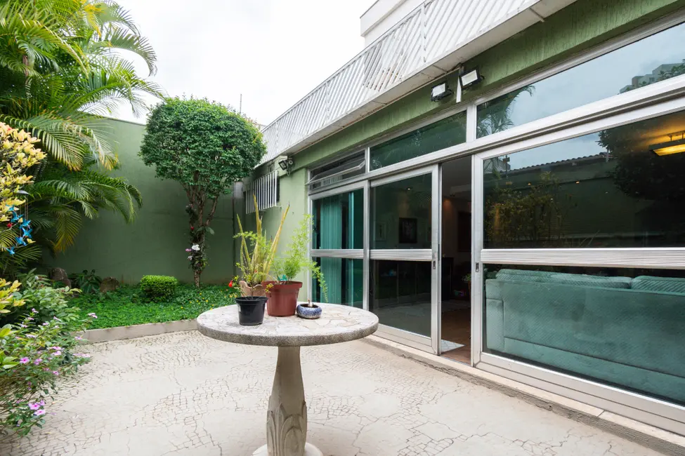 Foto 9 de Casa com 4 quartos à venda, 300m2 em Mirandópolis, São Paulo - SP