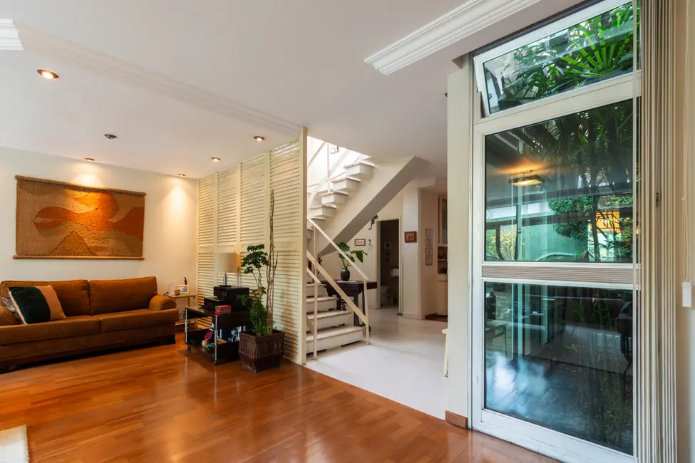 Foto 7 de Casa com 4 quartos à venda, 300m2 em Mirandópolis, São Paulo - SP