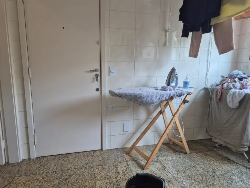 Foto 7 de Apartamento com 4 quartos à venda, 242m2 em Vila Suzana, São Paulo - SP