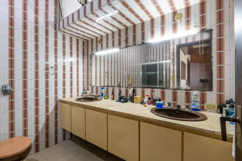 Foto 8 de Casa com 3 quartos à venda, 330m2 em Moema, São Paulo - SP