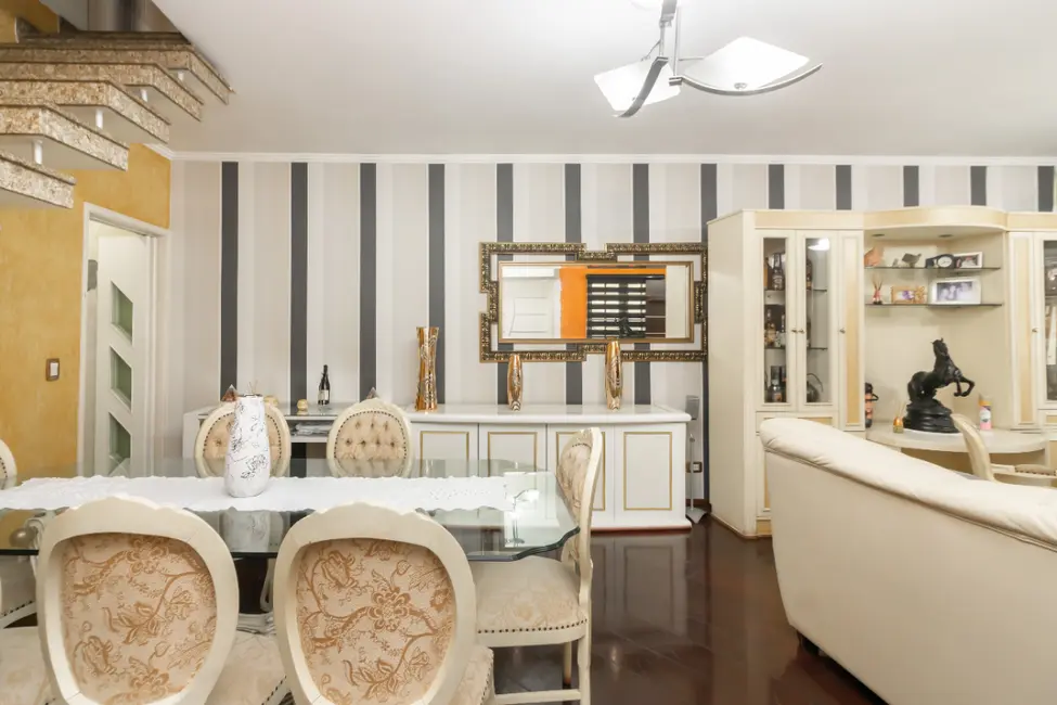 Sobrado com 3 quartos à venda, 177m2 em São Paulo - SP - imagem 2 Foto 2 de Sobrado com 3 quartos à venda, 177m2 em São Paulo - SP