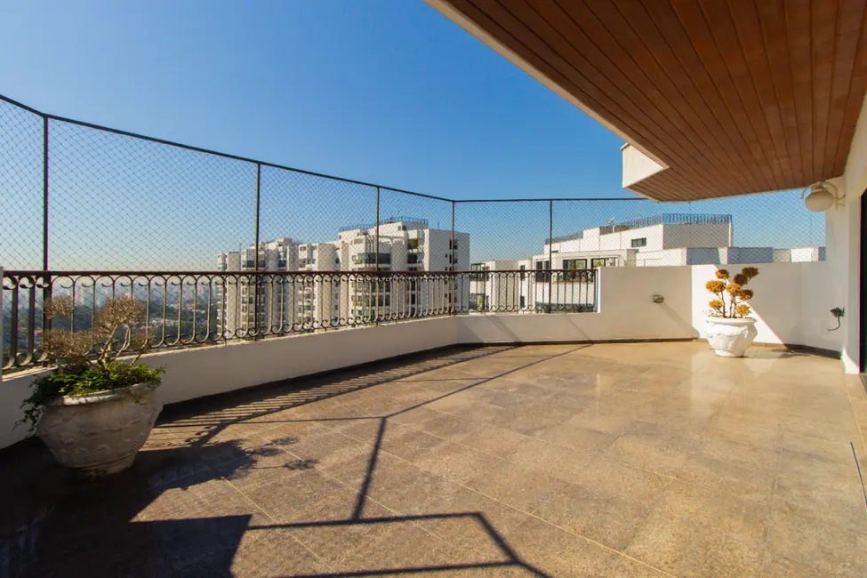 Cobertura com 7 quartos à venda, 623m2 em Santo Amaro, São Paulo - SP - imagem 9 Foto 9 de Cobertura com 7 quartos à venda, 623m2 em Santo Amaro, São Paulo - SP