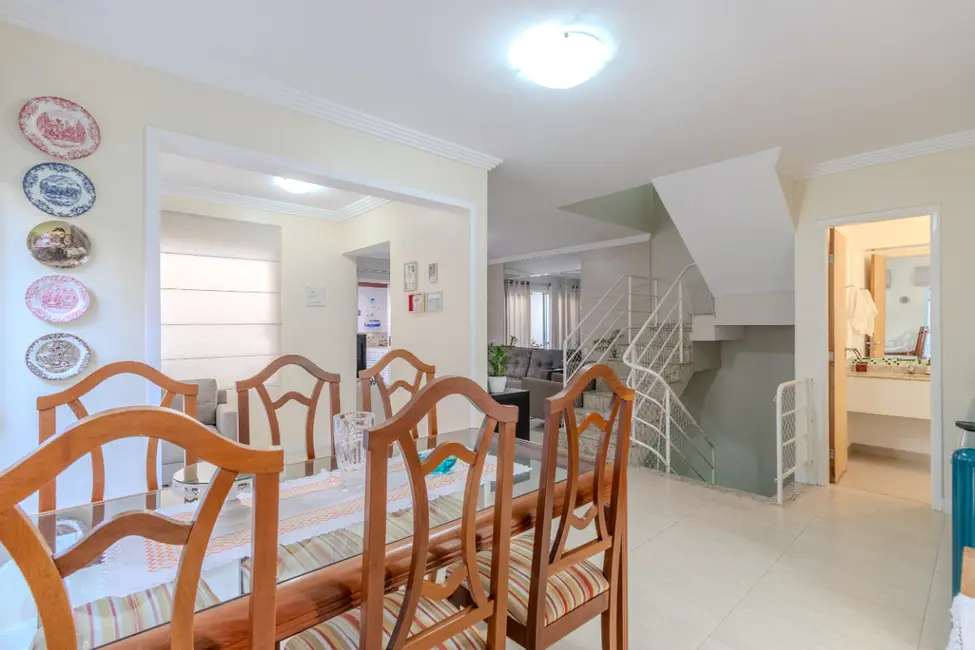 Foto 5 de Casa de Condomínio com 3 quartos à venda, 220m2 em Santa Teresinha, São Paulo - SP