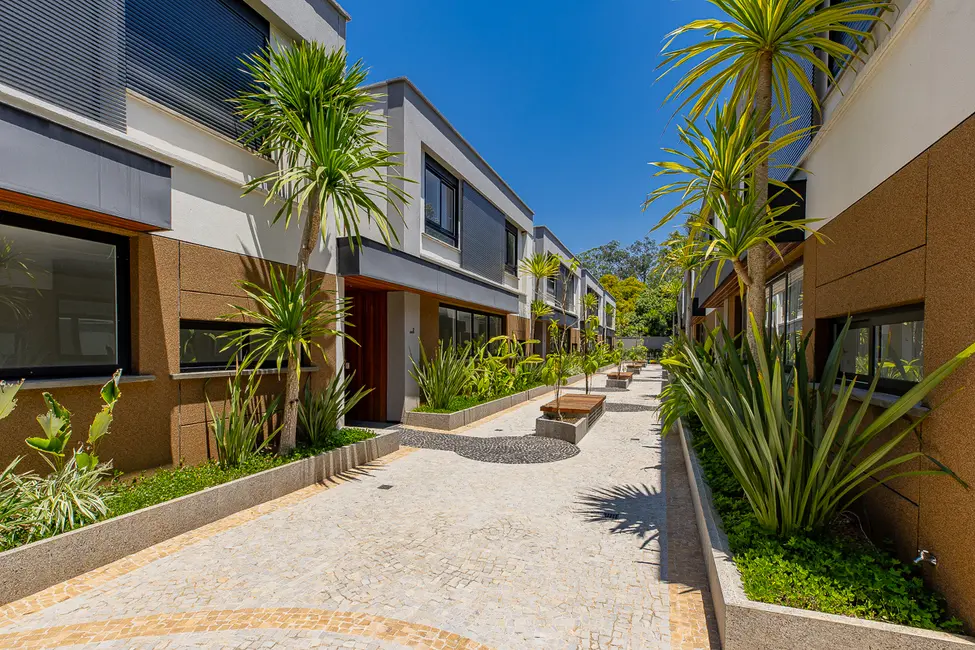 Casa de Condomínio com 4 quartos à venda, 367m2 em Santo Amaro, São Paulo - SP - imagem 3 Foto 3 de Casa de Condomínio com 4 quartos à venda, 367m2 em Santo Amaro, São Paulo - SP