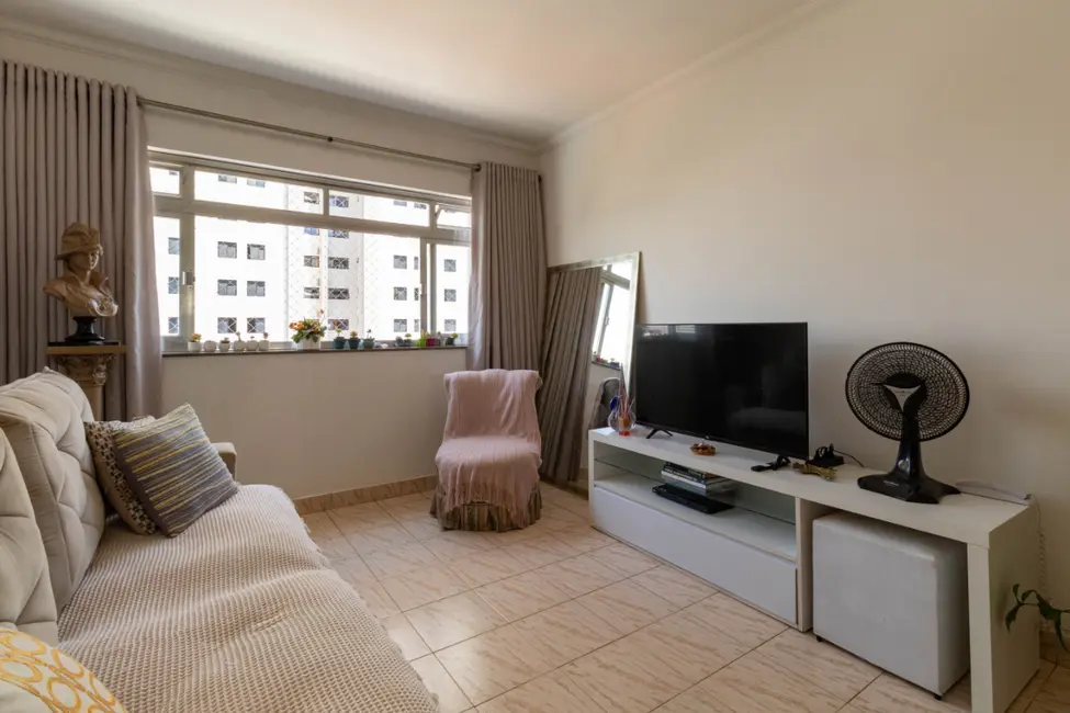 Foto 2 de Apartamento com 2 quartos à venda em Sumaré, São Paulo - SP
