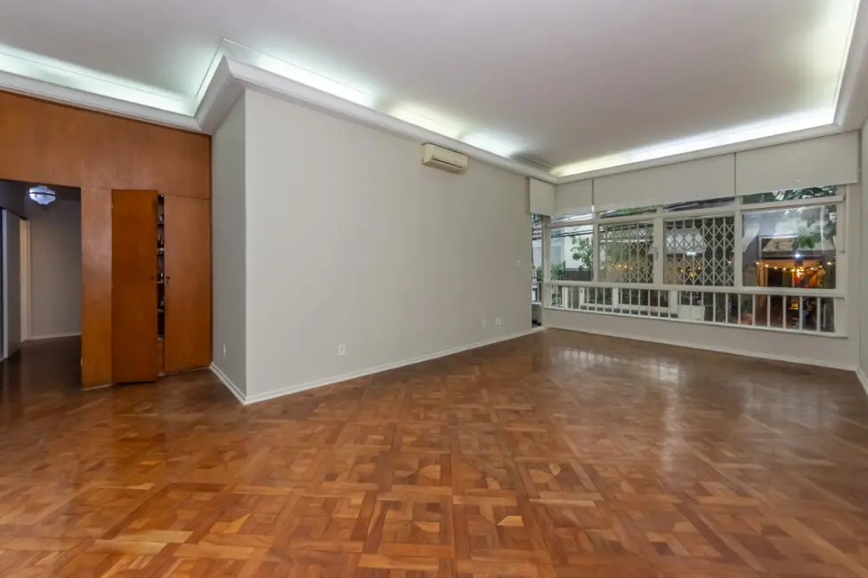 Foto 1 de Apartamento com 3 quartos à venda, 212m2 em Jardim Paulista, São Paulo - SP