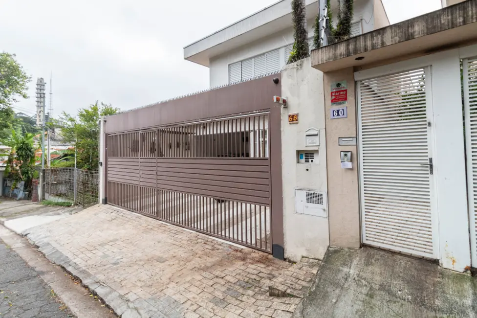 Sobrado com 3 quartos à venda, 330m2 em Alto da Lapa, São Paulo - SP - imagem 2 Foto 2 de Sobrado com 3 quartos à venda, 330m2 em Alto da Lapa, São Paulo - SP