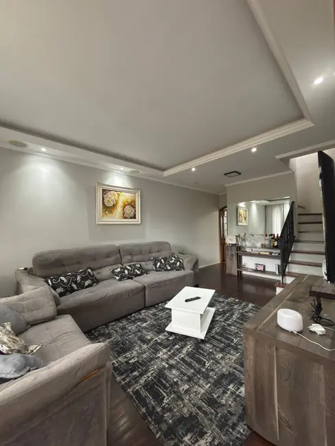 Foto 9 de Sobrado com 4 quartos à venda, 240m2 em Vila Mazzei, São Paulo - SP