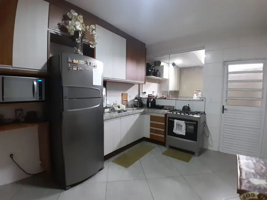 Sobrado com 3 quartos à venda, 122m2 em Bosque da Saúde, São Paulo - SP - imagem 9 Foto 9 de Sobrado com 3 quartos à venda, 122m2 em Bosque da Saúde, São Paulo - SP