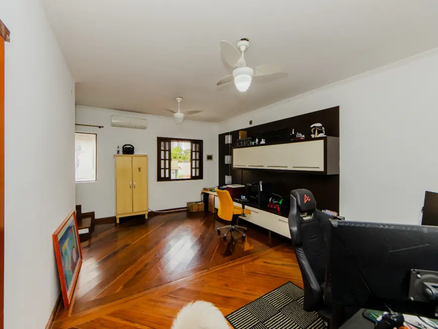 Foto 7 de Casa com 4 quartos à venda, 192m2 em Conjunto Residencial Santa Terezinha, São Paulo - SP