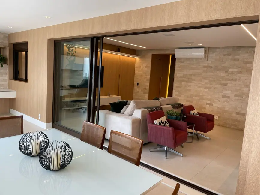 Foto 4 de Apartamento com 3 quartos à venda, 139m2 em Jardim das Acácias, São Paulo - SP