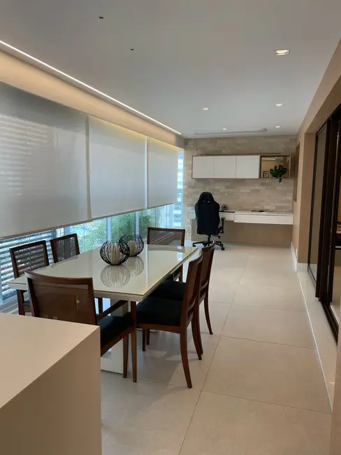 Foto 5 de Apartamento com 3 quartos à venda, 139m2 em Jardim das Acácias, São Paulo - SP