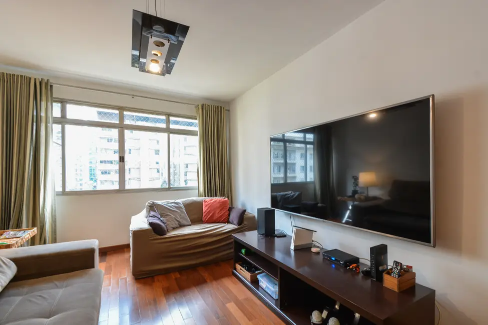Foto 2 de Apartamento com 3 quartos à venda, 136m2 em Bela Vista, São Paulo - SP