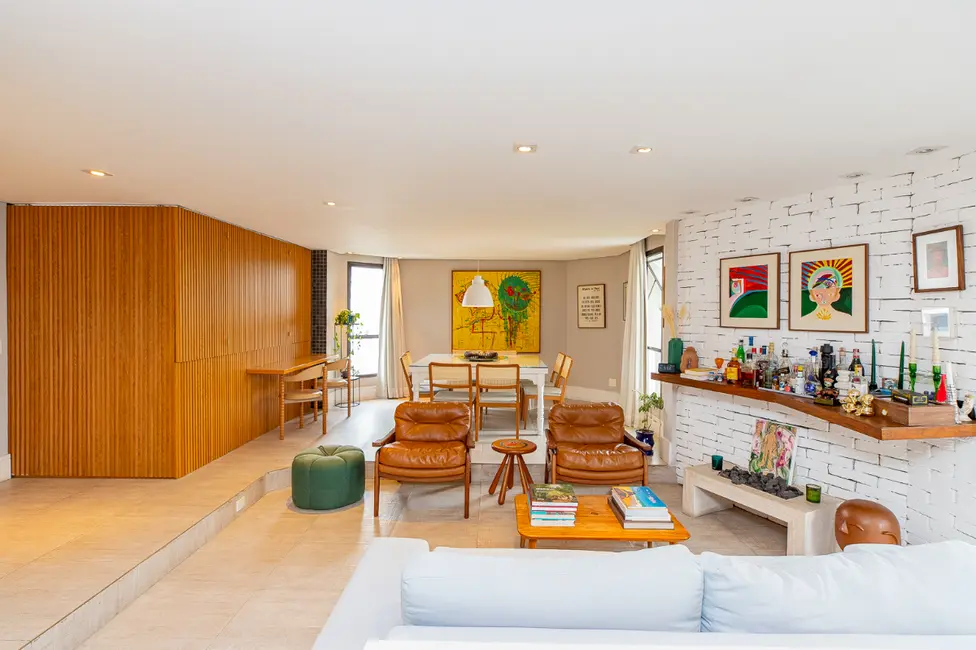 Apartamento com 3 quartos à venda, 172m2 em Moema, São Paulo - SP - imagem 3 Foto 3 de Apartamento com 3 quartos à venda, 172m2 em Moema, São Paulo - SP