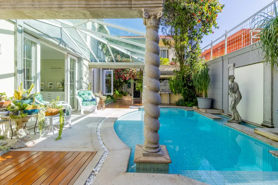 Foto 3 de Casa com 5 quartos à venda, 572m2 em Jardim Luzitânia, São Paulo - SP
