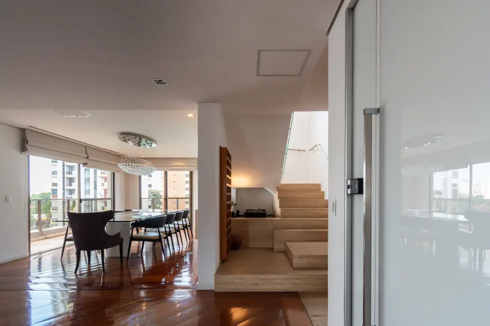 Foto 6 de Cobertura com 3 quartos à venda, 389m2 em Moema, São Paulo - SP