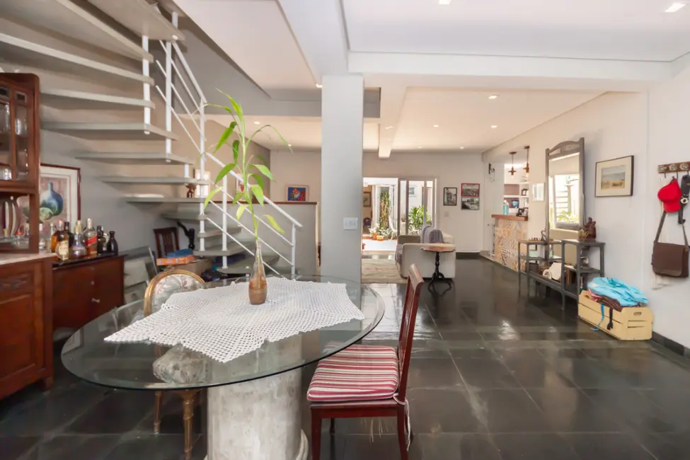 Casa de Vila com 4 quartos à venda, 247m2 em Aclimação, São Paulo - SP - imagem 8 Foto 8 de Casa de Vila com 4 quartos à venda, 247m2 em Aclimação, São Paulo - SP