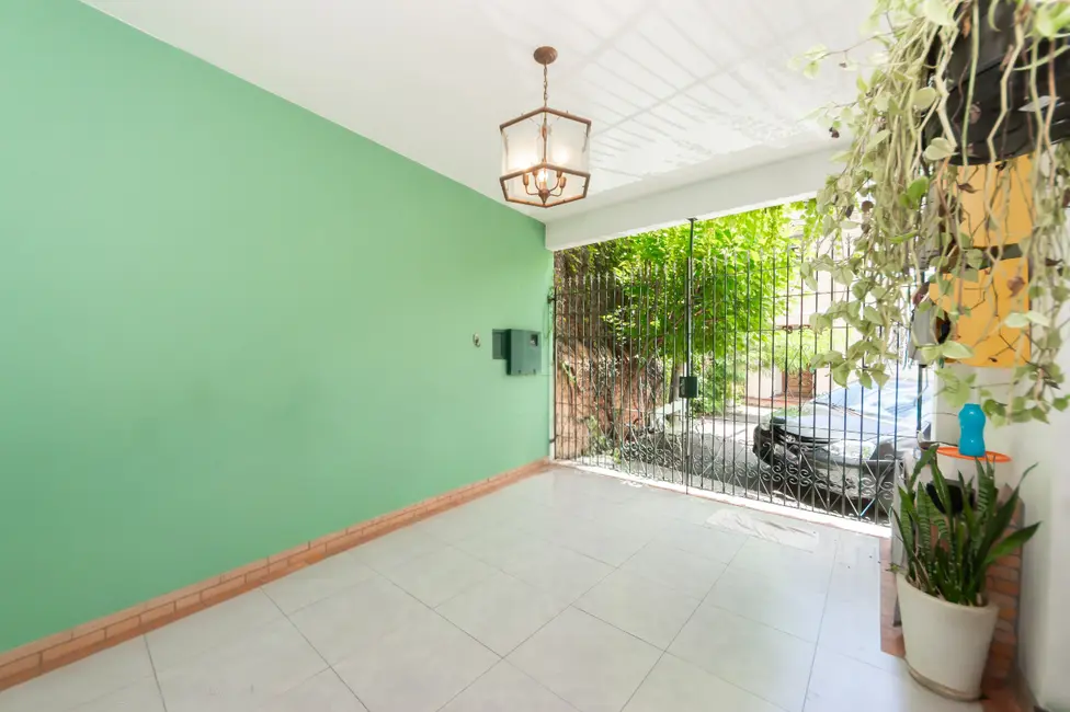 Casa de Vila com 4 quartos à venda, 247m2 em Aclimação, São Paulo - SP - imagem 3 Foto 3 de Casa de Vila com 4 quartos à venda, 247m2 em Aclimação, São Paulo - SP