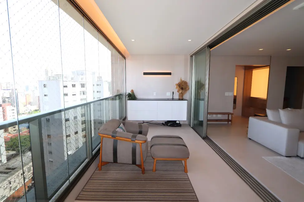 Apartamento com 3 quartos à venda, 181m2 em Vila Mariana, São Paulo - SP - imagem 8 Foto 8 de Apartamento com 3 quartos à venda, 181m2 em Vila Mariana, São Paulo - SP