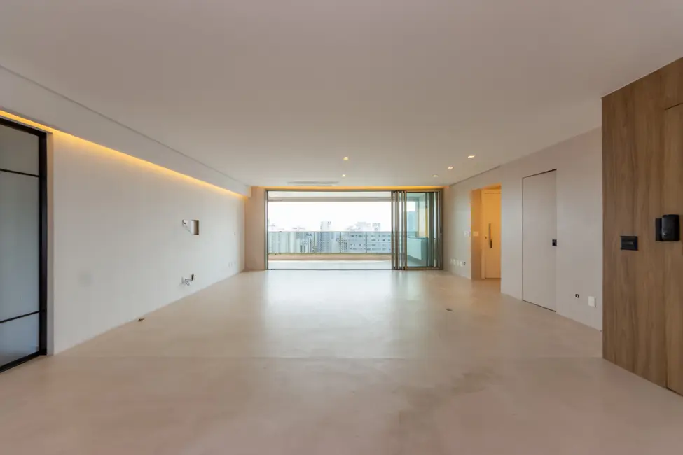 Apartamento com 3 quartos à venda, 181m2 em Vila Mariana, São Paulo - SP - imagem 1 Foto 1 de Apartamento com 3 quartos à venda, 181m2 em Vila Mariana, São Paulo - SP