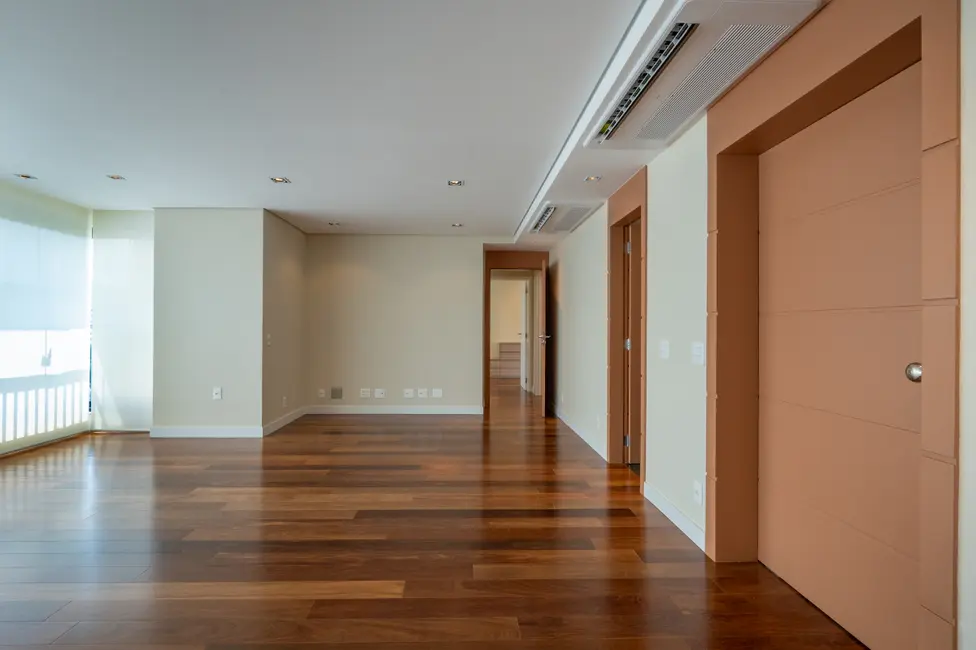 Foto 4 de Apartamento com 2 quartos à venda, 147m2 em Vila Nova Conceição, São Paulo - SP