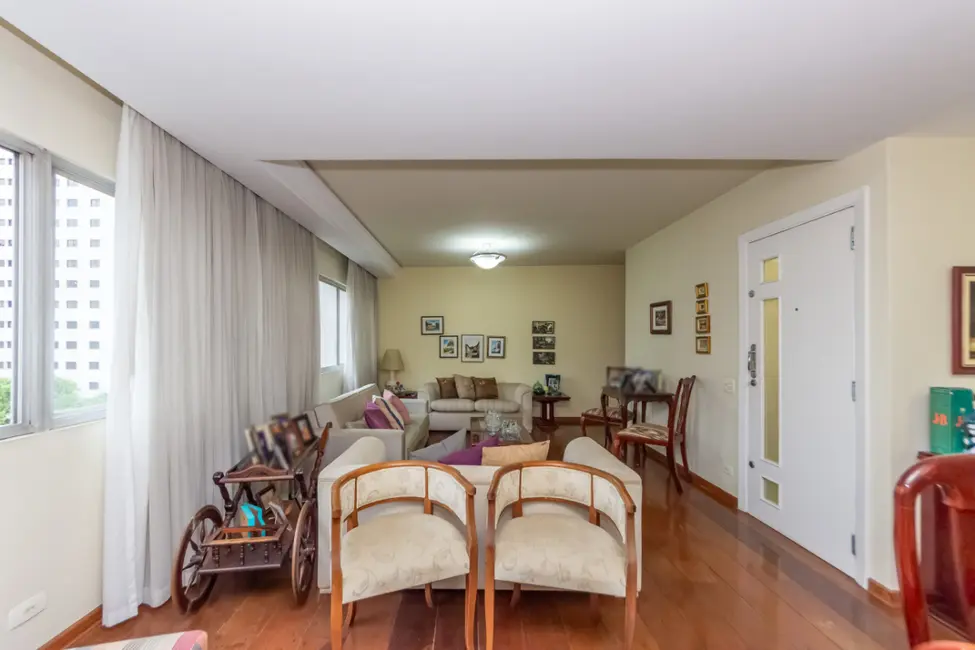 Apartamento com 3 quartos à venda, 167m2 em Paraíso, São Paulo - SP - imagem 8 Foto 8 de Apartamento com 3 quartos à venda, 167m2 em Paraíso, São Paulo - SP