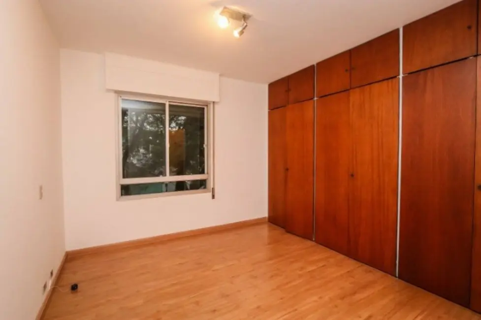 Foto 5 de Apartamento com 3 quartos para alugar, 130m2 em Jardim Paulista, São Paulo - SP